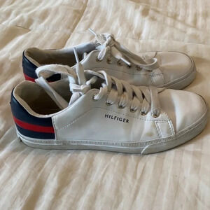 Tommy Hilfiger white leather sneakers 6.5